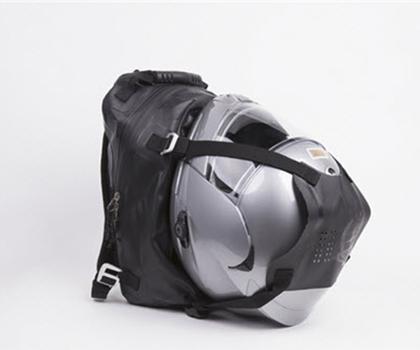 WATERPROOF MAGNET TANKBAG + BACKPACK SW18